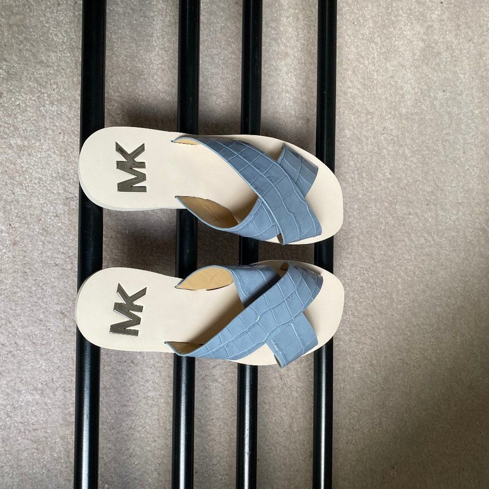MICHAEL KORS Women Glenda Leather Slide Sandals - NEW NWOB - Picture 3 of 8